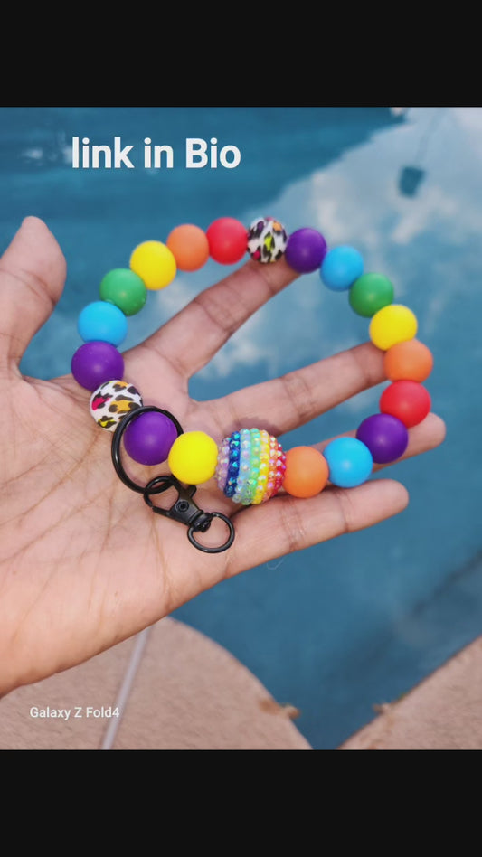 Rainbows for Days 🌈 wristlet keychain