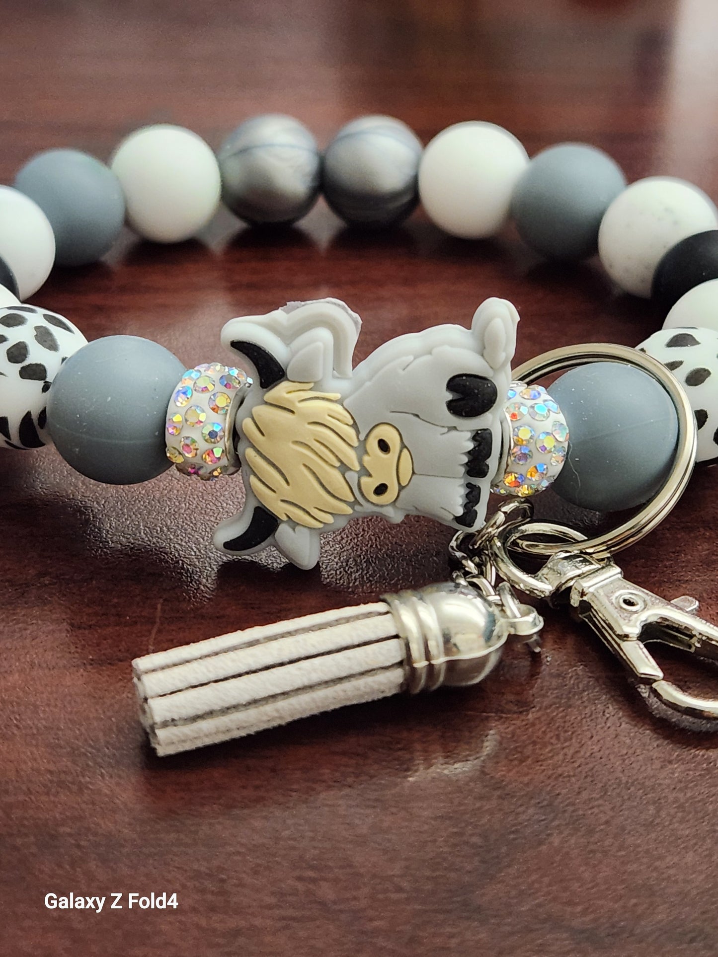 HIGHLAND Cow Beaded Wristlet/Keychain