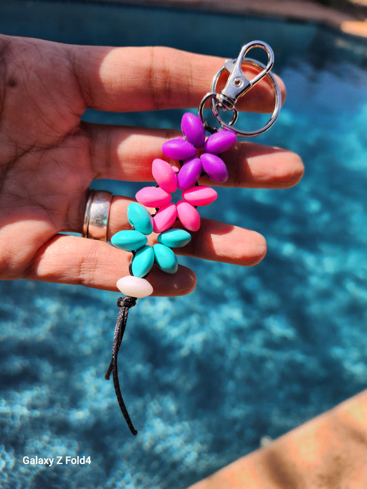 GARDEN Florals Beaded Keychain